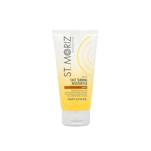 St Moriz Professional Daily Face Tanning Moisturiser with Aloe Vera & Vitamin E, Gradual Vegan Fake Tan, Medium 75ml