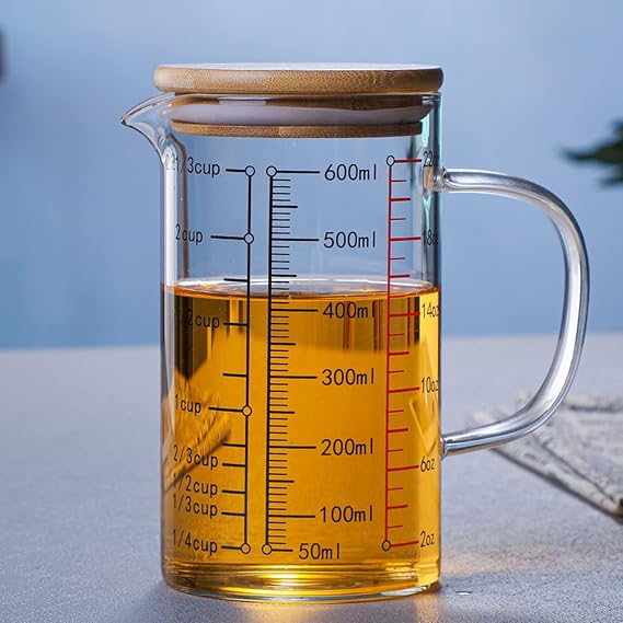 Multi-Function Glass Measuring Cup, V-Shaped Spout and Three Scales, with Handle and Bamboo Lid Glass Beaker for Kitchen or Restaurant (600ml)
