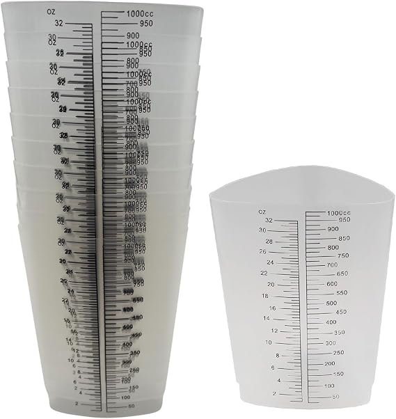 32 oz Graduated Plastic Triangular Container Three-Sided Beaker for Measuring and Mixing (10 Pack)
