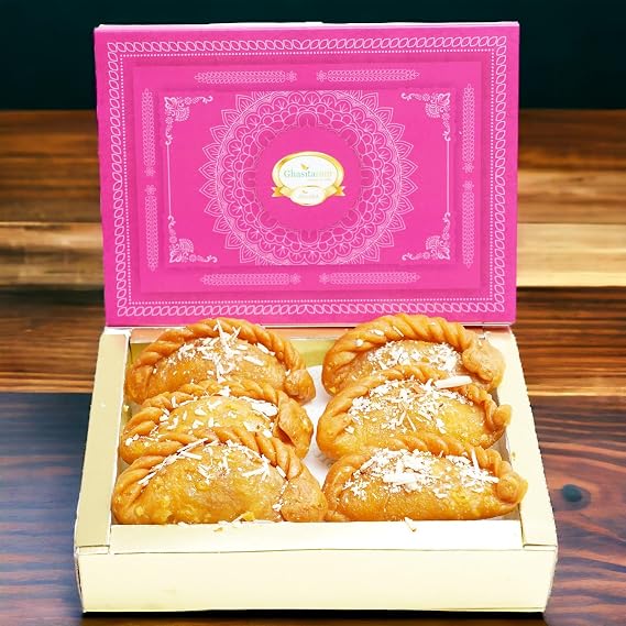 Ghasitaram Gifts Sugar-free Kaju Kesar Gujiya -200 g